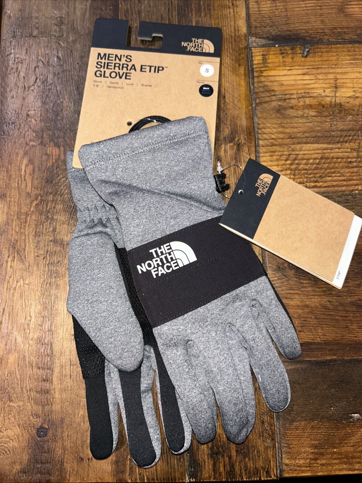 NWT Men’s The North Face Sierra ETIP Gloves New Small
Opens in a new window or tab