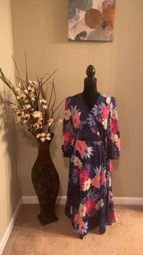 NWT Elisa F Multi Color Dress, Size 6 $138+Tax - Picture 1 of 3