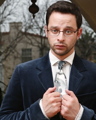 NICK KROLL 8x10 PHOTO *