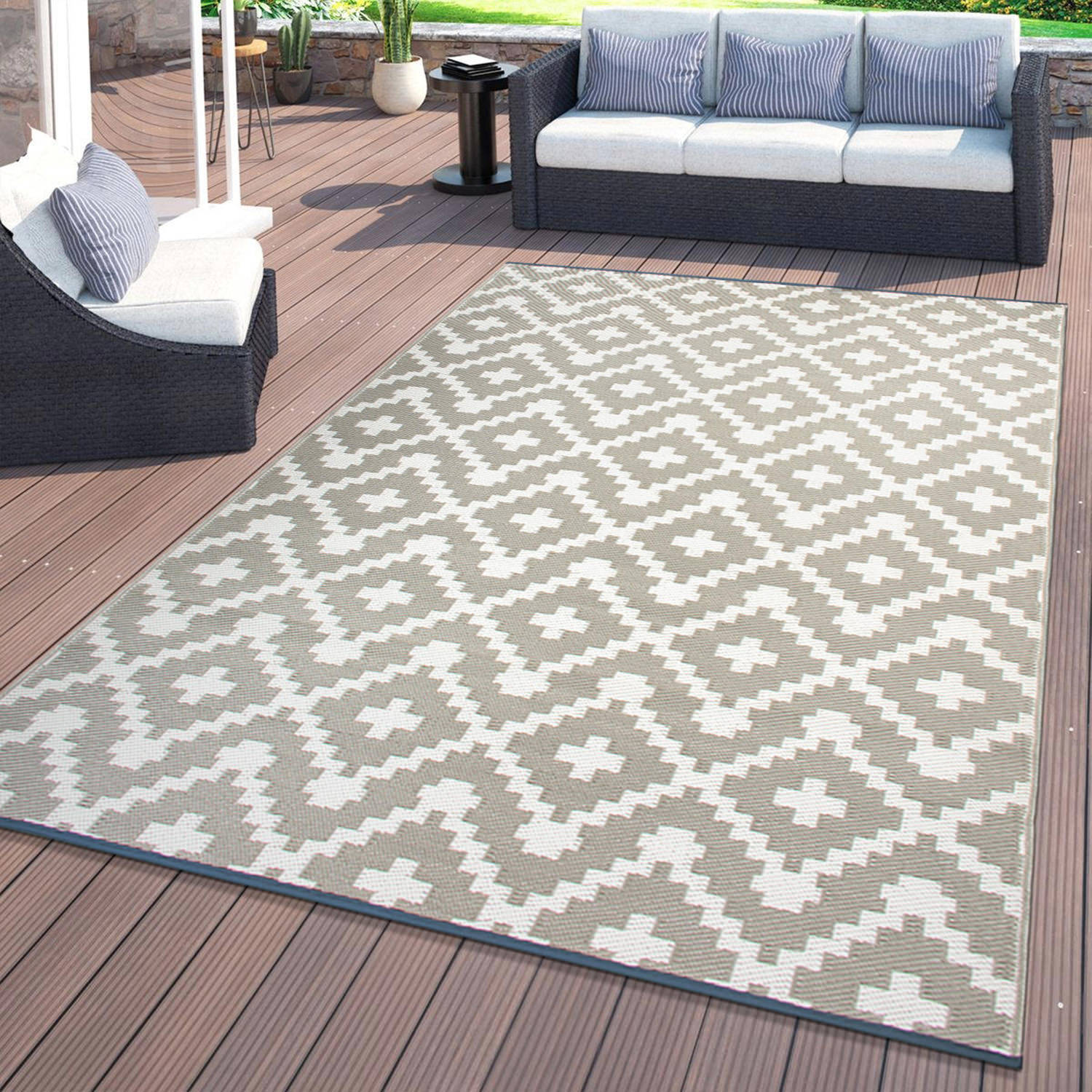 Indoor Outdoor Rugs Trellis Geometric Reversible Plastic Patio Rugs 5x7 eBay