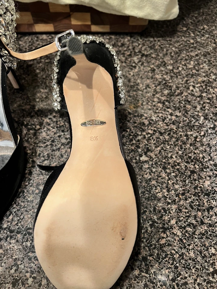 Badgley Mischka Tacones Negro Satinado Talla 8 1/2,8.5, 39 Formales, Cristales Foto 3 de 3