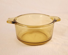 Cazuela/tazón vintage de vidrio ámbar PYROREY 30, dos asas