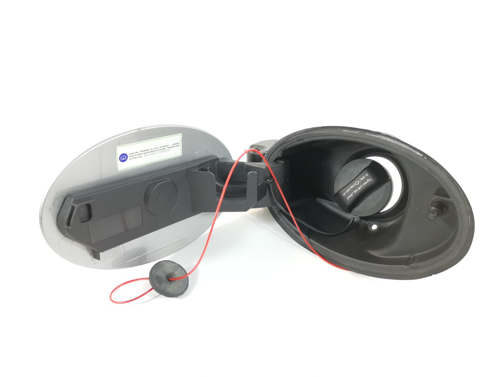 Maserati Levante 3.0 AWD 2017 Fuel Gas Reservoir Tank Cap Lid Door FTF0031 OEM