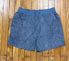 Lululemon T.H.E. Shorts Men XL Gray Gravel Dust Asphalt Linerless M7AKRS