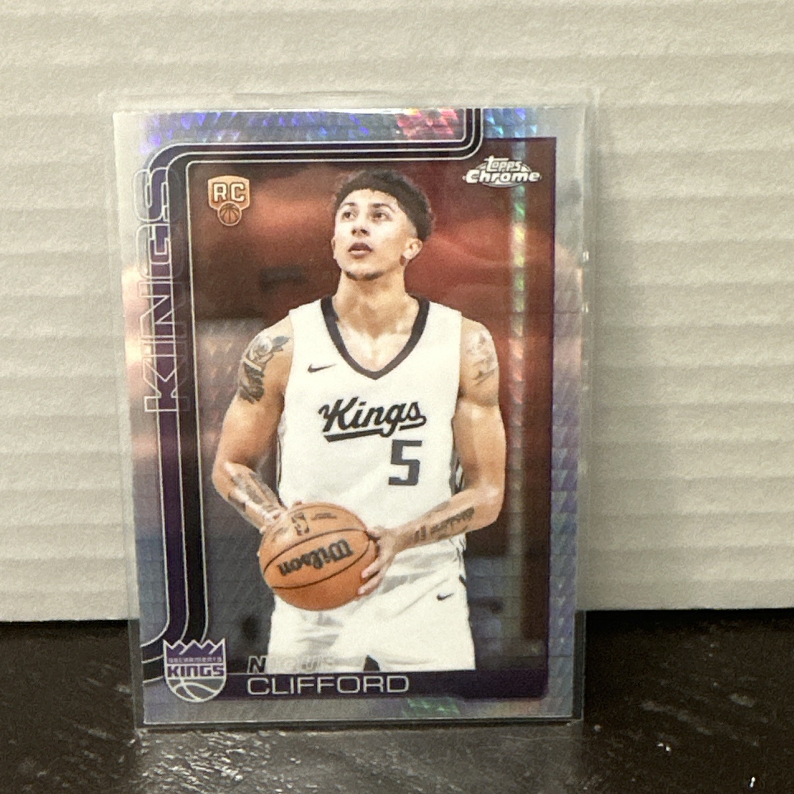 2025-26 Topps Chrome Nique Clifford RC Prism Refractor #274 Kings