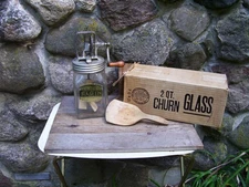 ANTIQUE 2 QT ELGIN GLASS HAND CRANK BUTTER CHURN ~  ORIGINAL BOX & LABEL  1940's