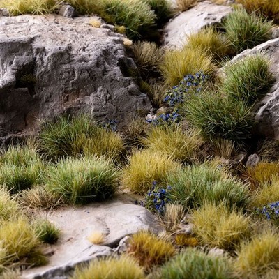 Gamers Grass Strong Green XL 12mm - Wild Tuft (Wargame / Model Basing)