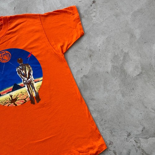 Vintage 90s Fish Marillion The Company Tee Shirt Size XL Orange - Picture 2 of 9
