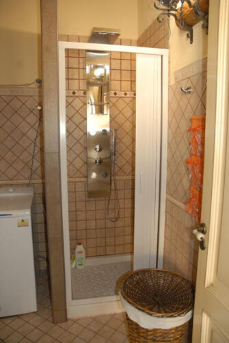 PRESTIGIOSA VILLA CON PISCINA PRIVATA E SPAZI ESTERNI AD USO ESCLUSIVO MAX 14 PX - Foto 9 di 24