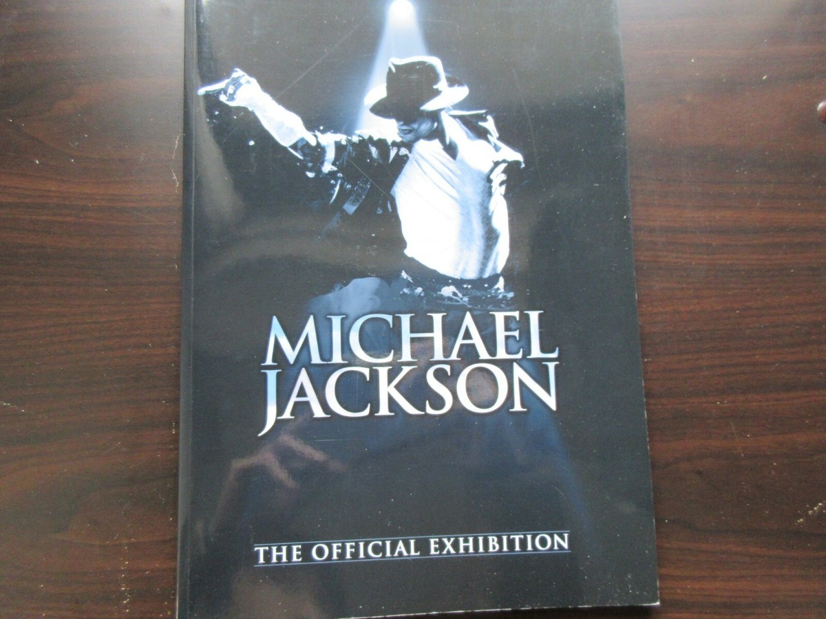 Michael Jackson Japan Official Exhibition Program Book in 2010