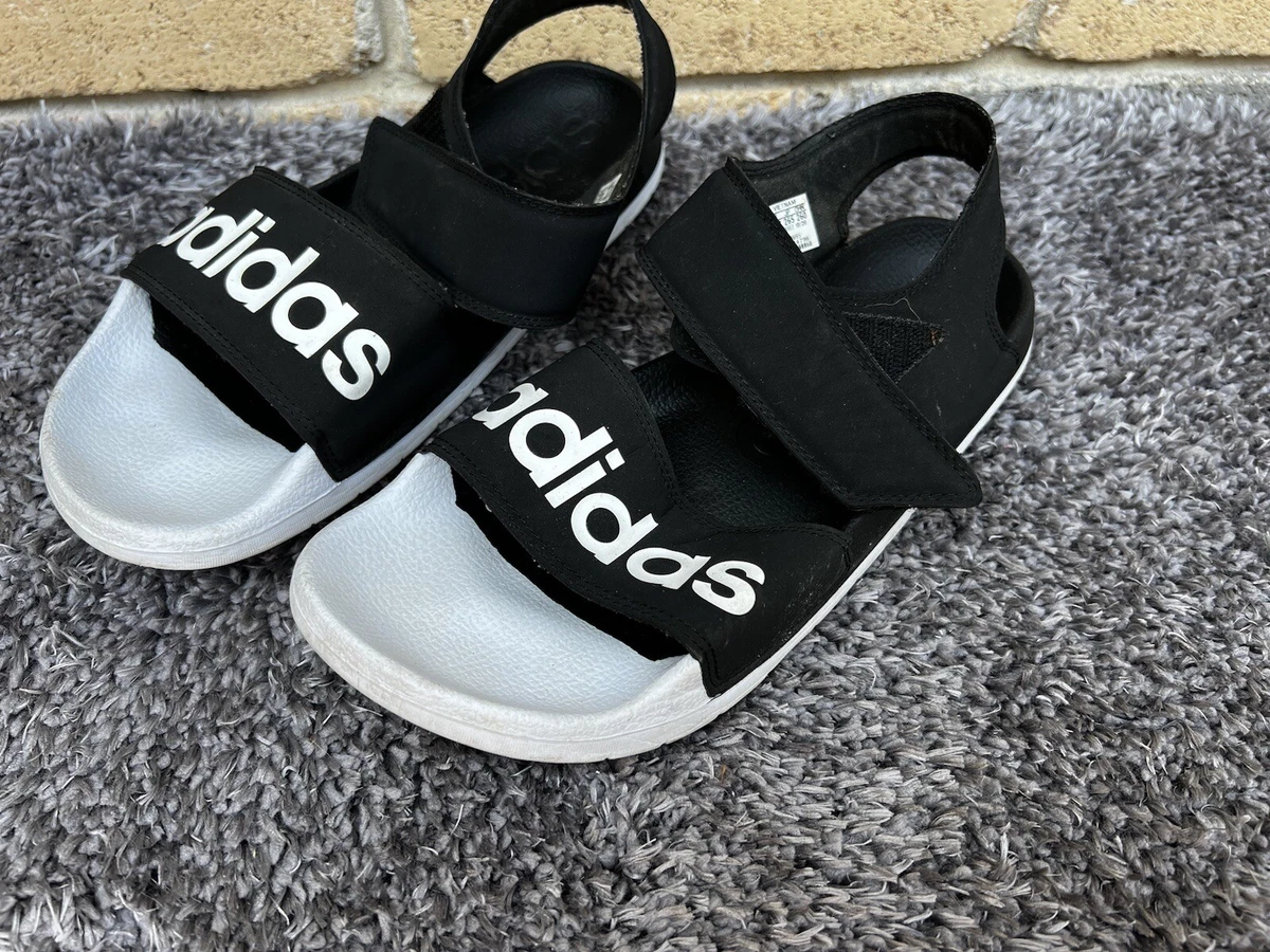 Adidas buckle best sale sandals