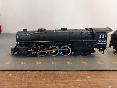New York Central 5200 4-6-4 Hudson HO scale Steam Locomotive 23013