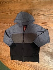 boys size 8 sweatshirt  Arizona Jeans Co. Full zip. multi color