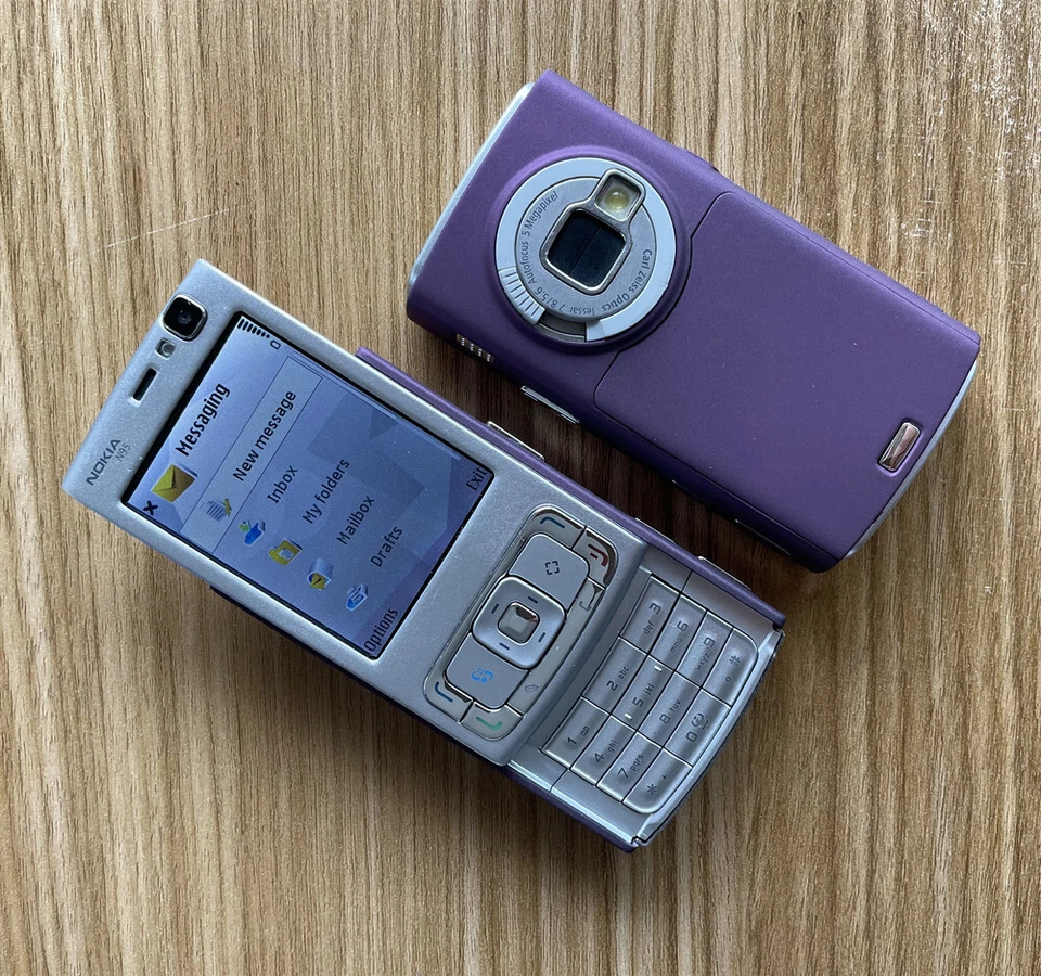 Nokia N Series N95 - Deep plum 2.6″ 3G GSM Wifi 5MP Slider Unlocked Smartphone - Image 2 of 4