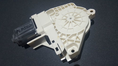VW Touareg Audi A1 A4 8K A6 4G Q3 Q5 Fensterhebermotor 8K0959811A hinten links