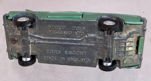 DINKY FORD ESCORT MARK ONE REPAINTED CONDITION LOOKS QUITE A VINTAGE MODEL - Picture 6 of 6