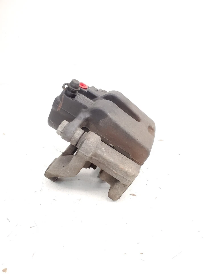 Dodge Challenger 2015-2022 cargador pinza de freno trasera derecha montaje OEM 31K Foto 4 de 4