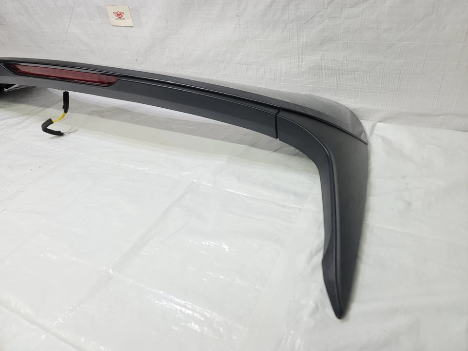 2017-2021 Mazda CX-5 Tailgate Liftgate Back Door Roof Spoiler with Light Lamp Foto 4 de 4