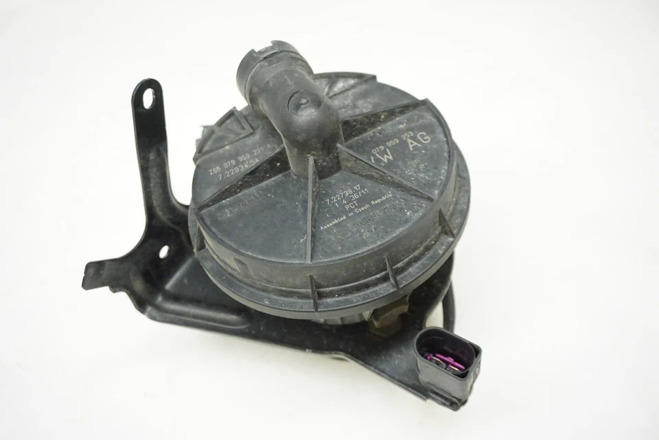12-18 AUDI A6 A7 Secondary Air Circulation Pump 079959231 - Imagem 2 de 4