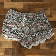 Areopostale Shorts Size L Women