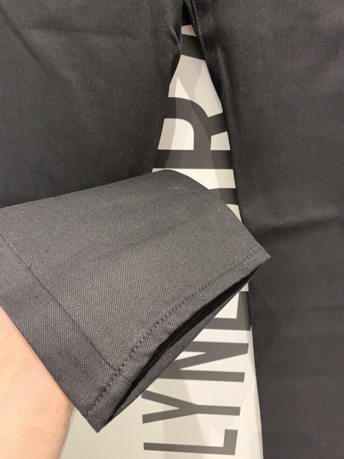 Jeans Saint Laurent larghi in denim nero grezzo taglia W28 prezzo consigliato £ 425