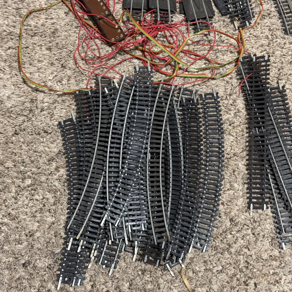 Tyco Nickel Silver 18” R Track 15946 HO Scale - Made in Austria - Image 2 of 4