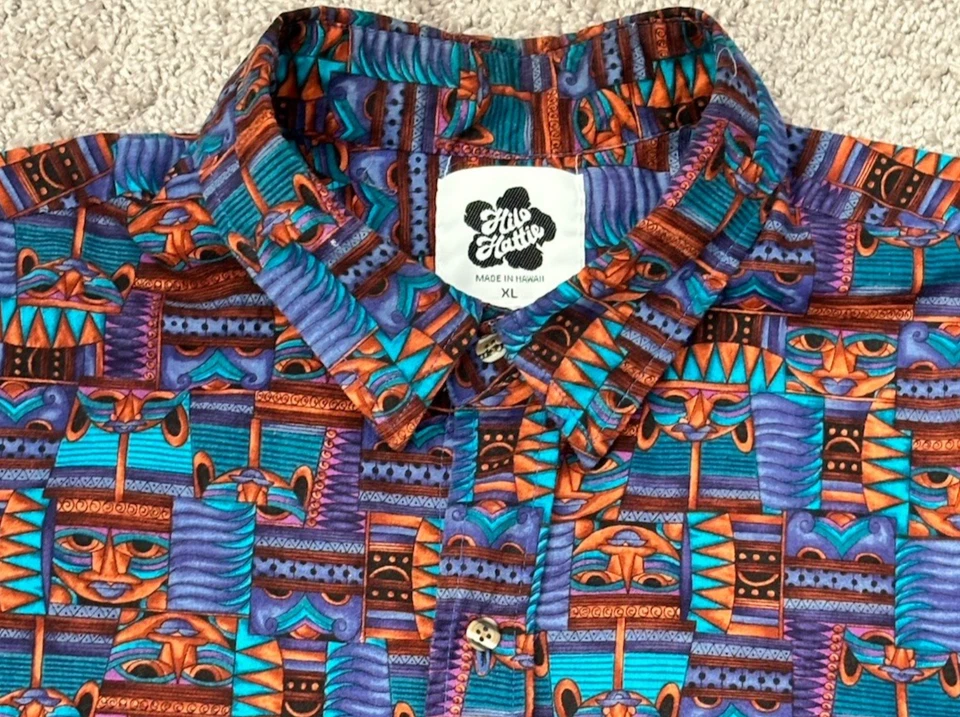 Винтажная гавайская рубашка Hilo Hattie Tiki Face мужская размер XL фиолетовая многоцветная - Изображение 3 из 4