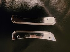 Mercedes W107 R107 C107 SLC 2 Chromblenden T&uuml;rgriff innen rechts