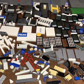 Lego City Set 7744 Police Headquarters Read