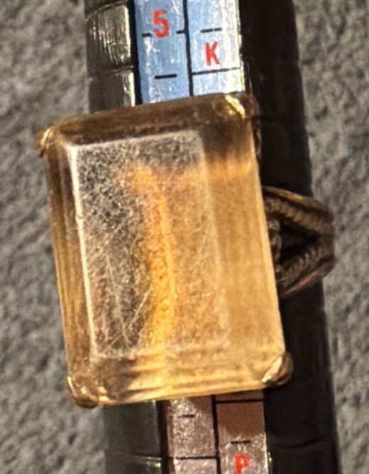 VTG  10K Yellow Gold Ring Rectangular Large Stone… - image 2