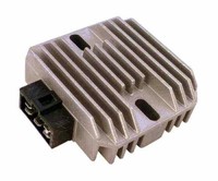 Derbi 125 150 200 Boulevard - Regler Spannung / 1078910