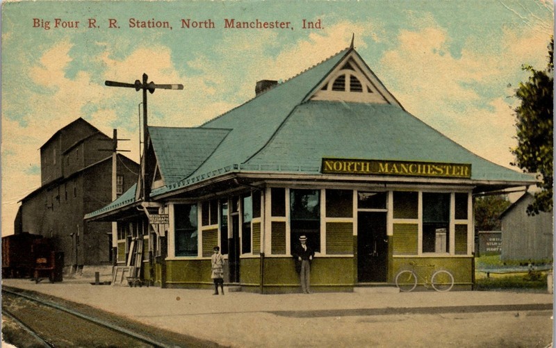 Vintage Postcard North Manchester Indiana Train Station Depot Wabash County 1917