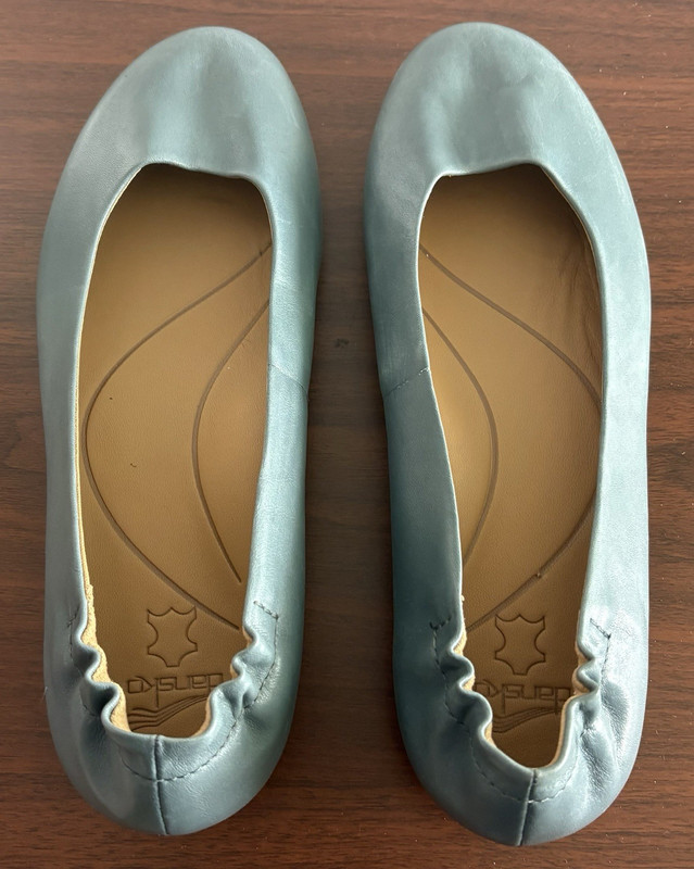 Dansko Women’s Blue Leather Ballet Flats Slip-On Round Toe US 6.5 EU 37
