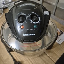 Daewoo Halogen Oven 1400w 17L with accessories and manual. Used but very clean