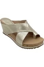 Donald Pliner Women's Sisu Leather Padded Platform Wedge Platino