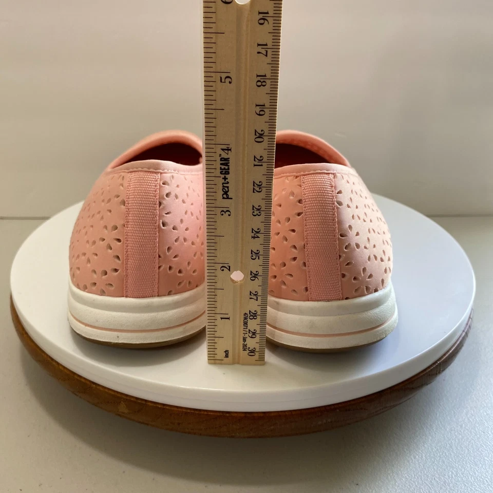 Mocasines planos Clarks Cloudsteppers para mujer 8,5 Breeze Emily Peach Active Comfort Foto 4 de 4