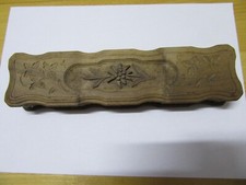 PLUMIER en bois SCULPTE Edelweiss "Luxeuil les Bains"
