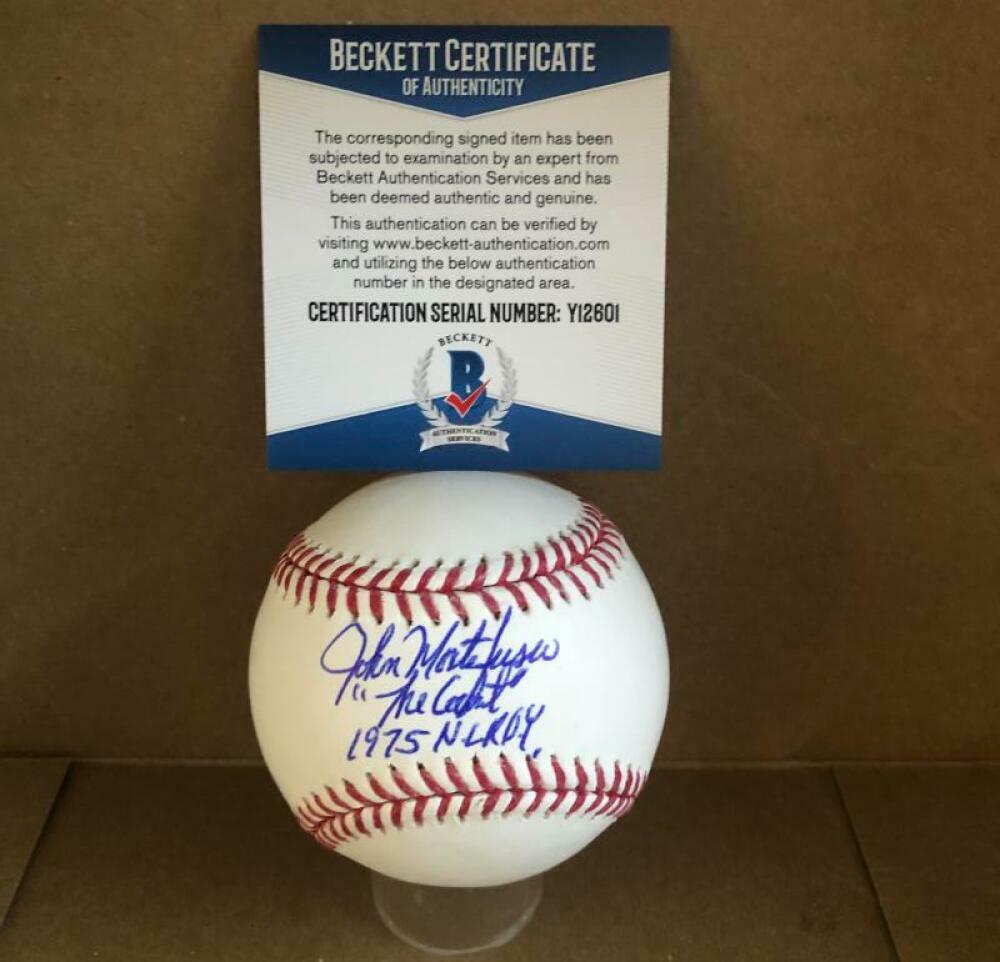 JOHN MONTEFUSCO "THE COUNT" 1975 N.L. ROY SIGNED N.L. BASEBALL BECKETT Y12601 