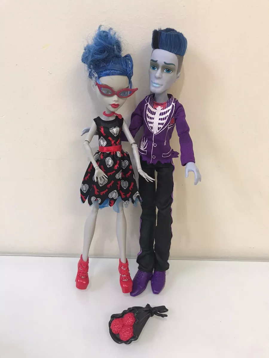 Monster High Doll 2-pack LOVE'S NOT DEAD SLO MO MORTAVITCH and GHOULIA YELPS HTF