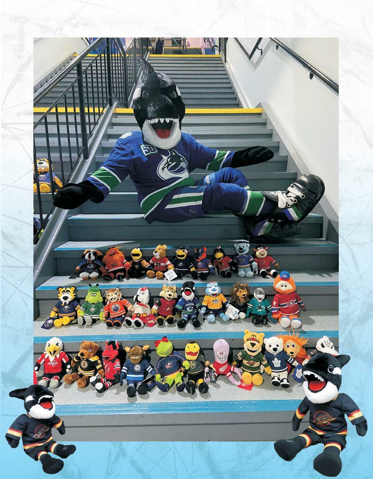 Vegas Golden Knights NHL Plush Mascot Chance 28 Stuffed Animal House + a  gift