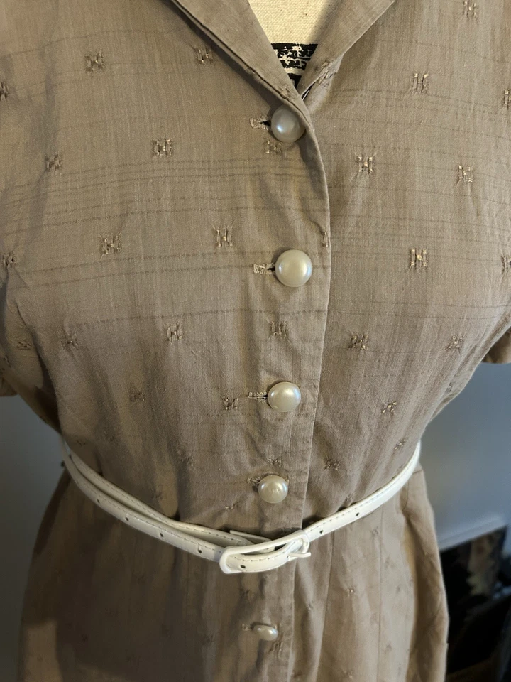 VTG 40s 50s Brown Day Dress Unique Back Collar *Read* M/L - Image 4 of 4