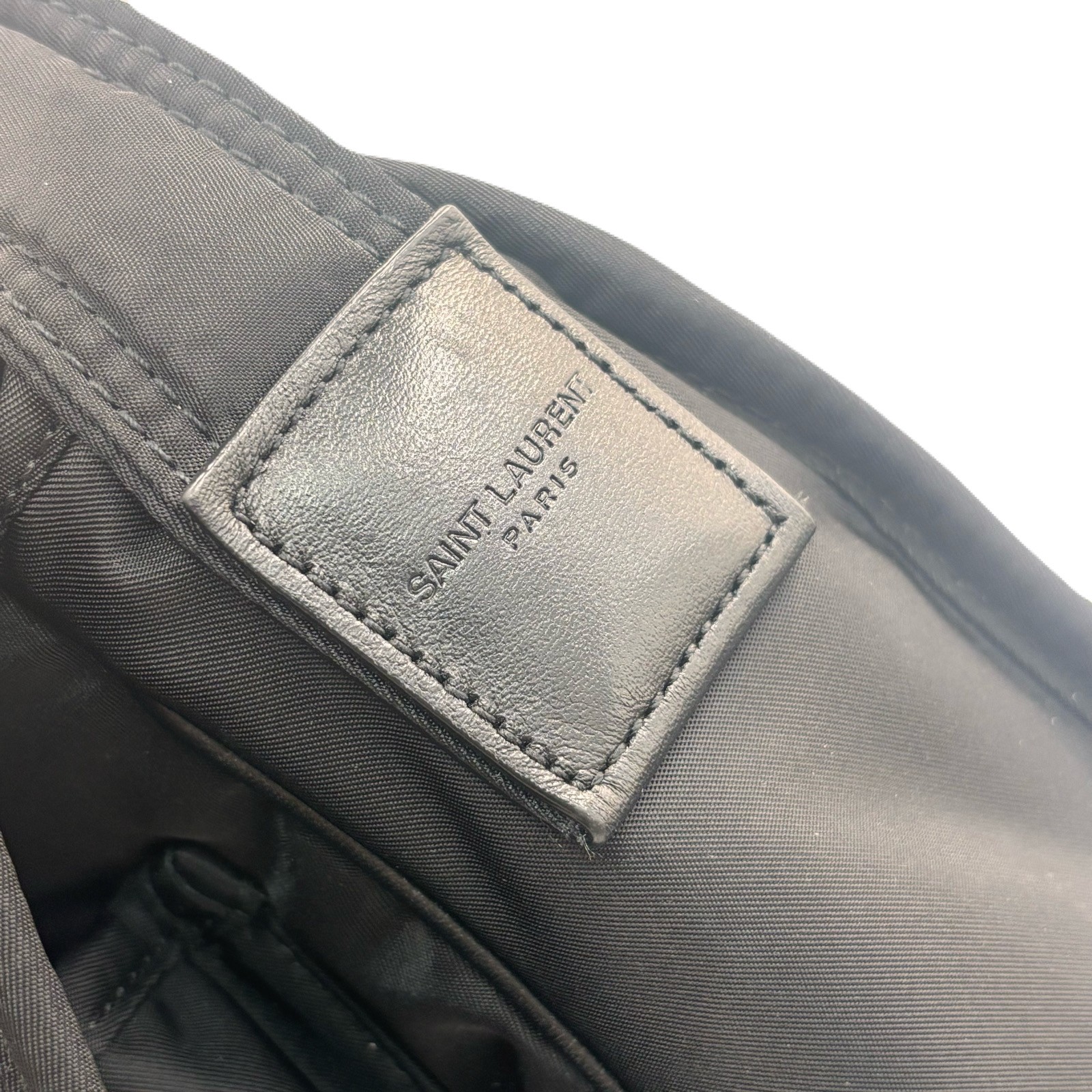 Saint Laurent Niki Borsa Messenger in Nylon 757146 139643289