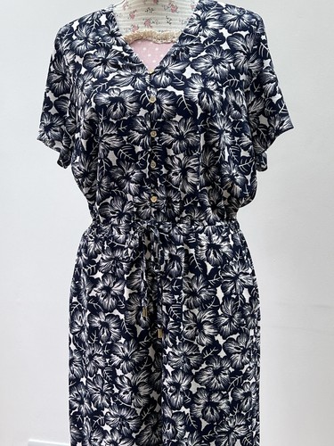 BNWT Michael Kors navy/white hibiscus print cropped jumpsuit, size M - Picture 6 of 14