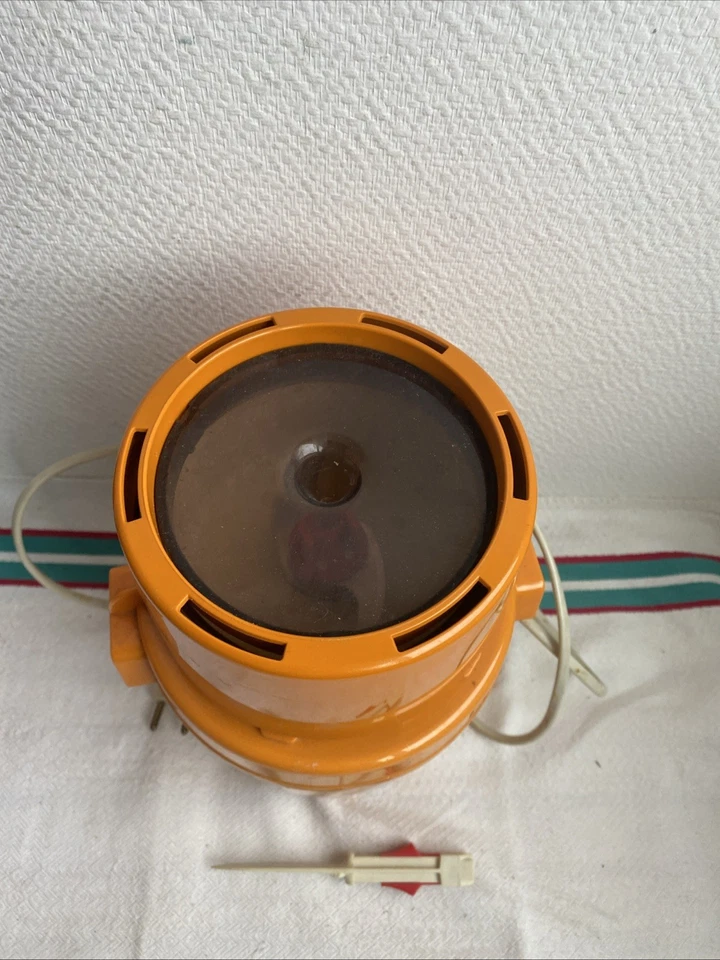Ancien Robot Hachoir Moulinex Moulinette Orange Type 320 - Photo 3/4