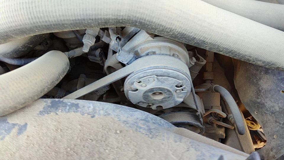 Juego de soportes de montaje Ford F150 1988 para bomba de dirección asistida OEM 5,8 L Foto 3 de 4