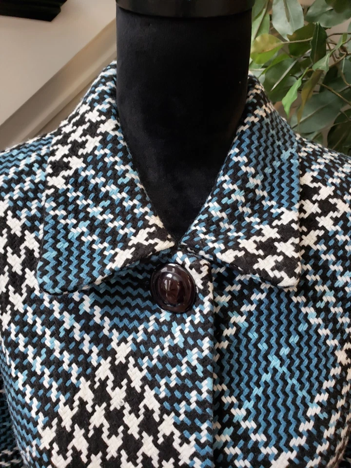 Chaqueta Dressbarn Mujer Azul Blanco A Cuadros Acrílico Forrada Un Botón Talla Pequeña Foto 2 de 4