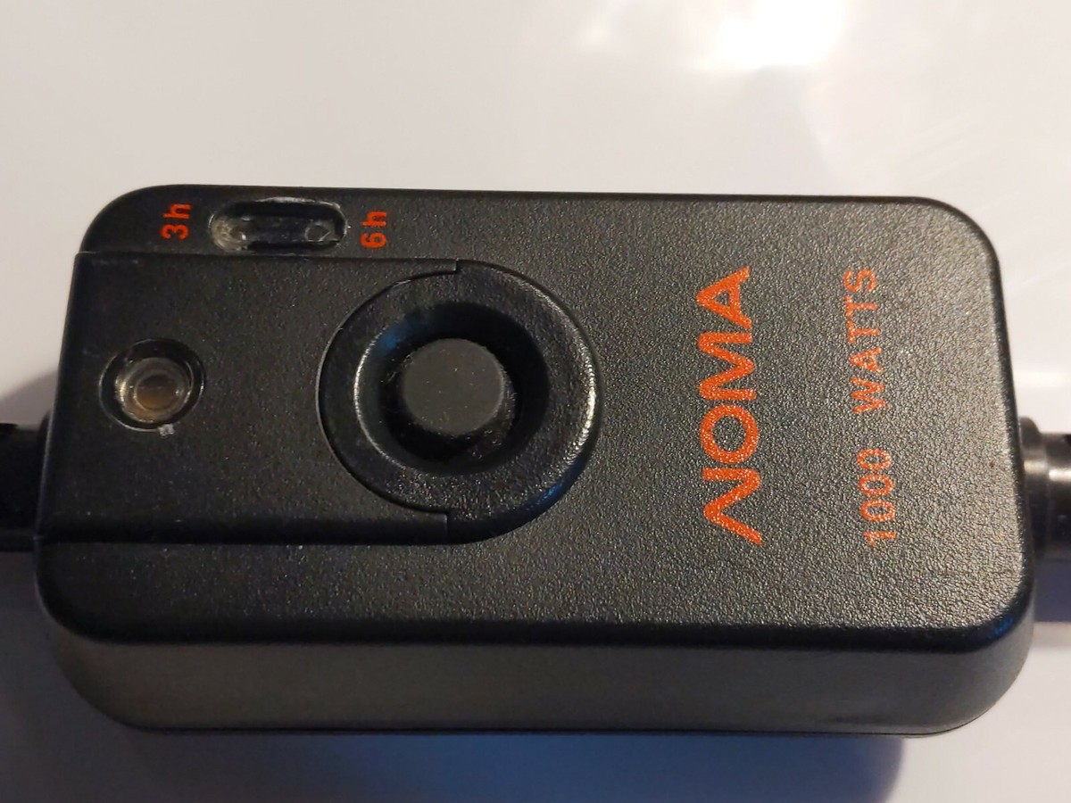 VINTAGE Noma Outdoor Timer Photocell 1000 Watt Automatic Dusk