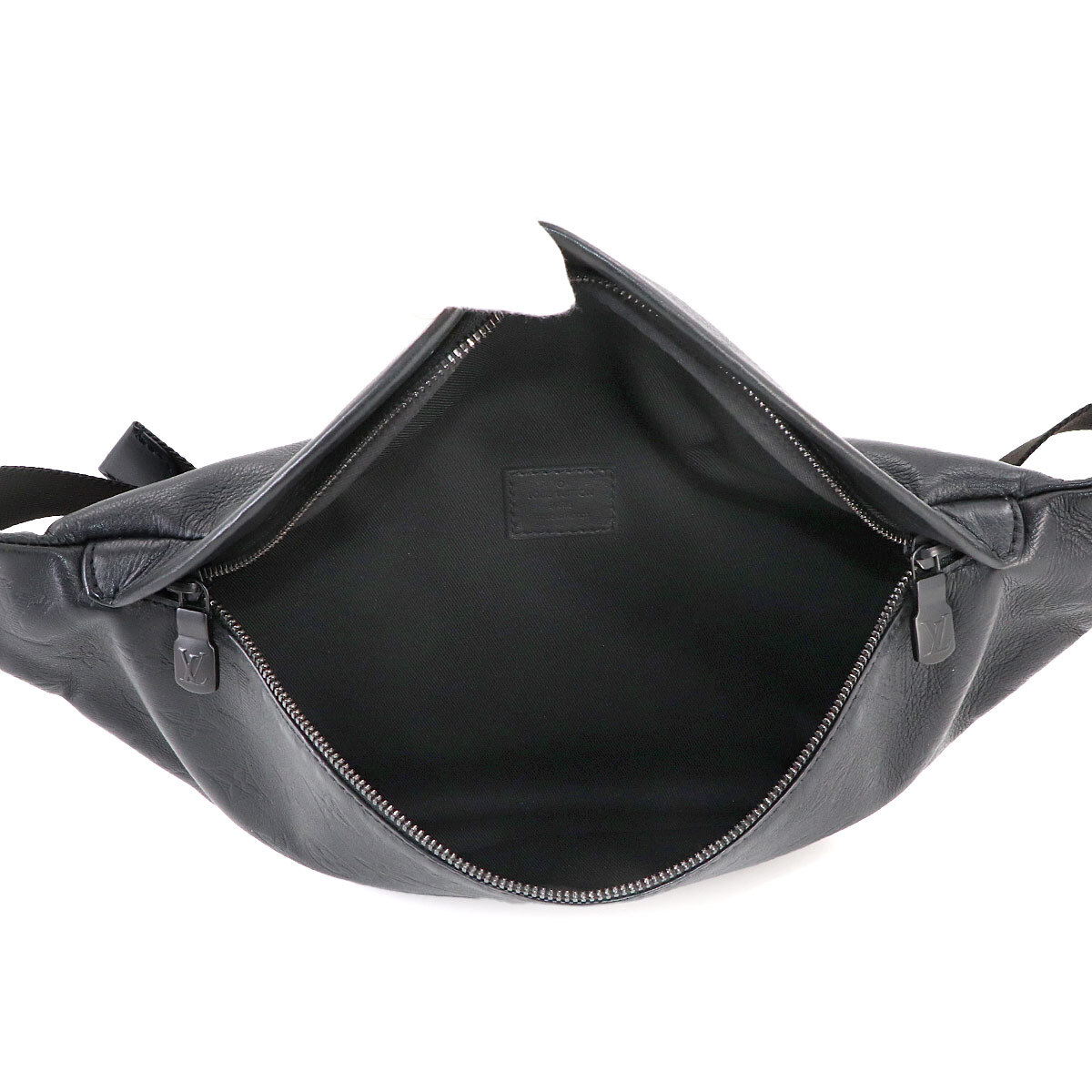 LOUIS VUITTON Monogram shadow Discovery BumBag PM Body Bag LOUIS VUITTON Monogram shadow Discovery BumBag PM Body Bag