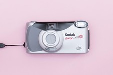 Kodak Easy Load 35 KE25 Compact Point and Shoot Film Camera