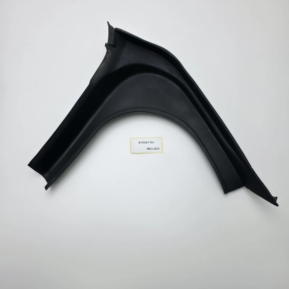 2015-2016 Maserati Ghibli БАГАЖНЫЙ КОМПЛЕКТ. LH КАБЕЛЬ ВОЗДУХОВОДА КРЫШКА 670031751 - Изображение 2 из 4